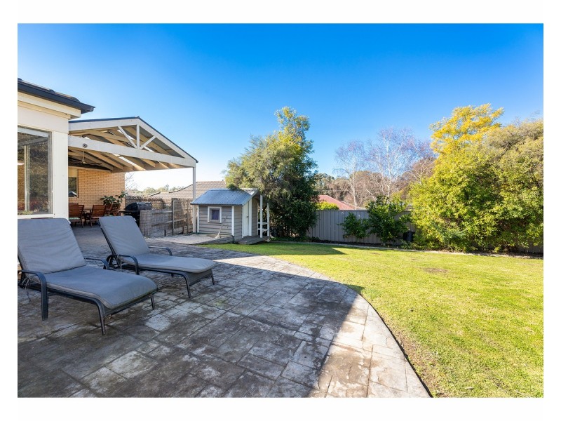 5 Ambrose Crescent, West Wodonga VIC 3690