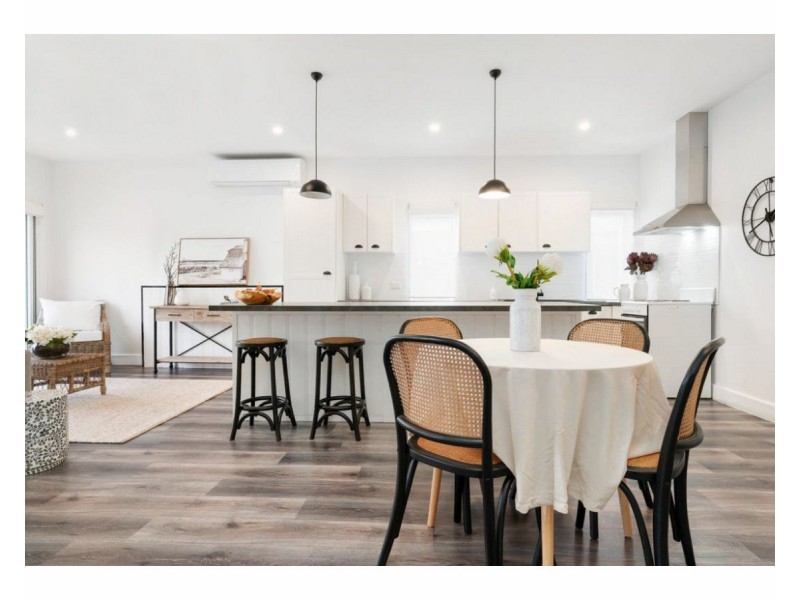 582 Poole Street, Albury NSW 2640