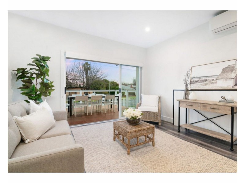 582 Poole Street, Albury NSW 2640