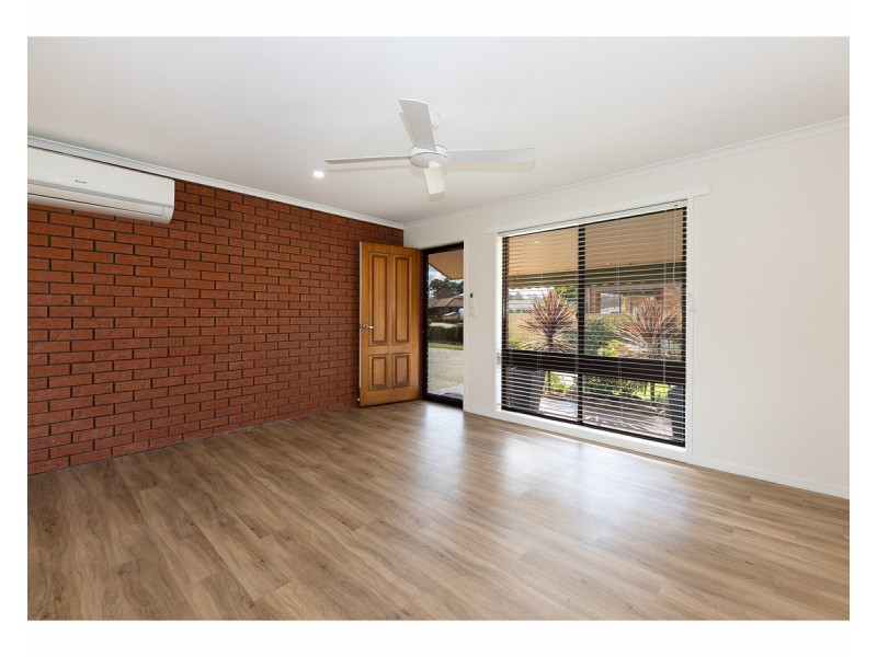 2/23 Wentworth Court, Lavington NSW 2641