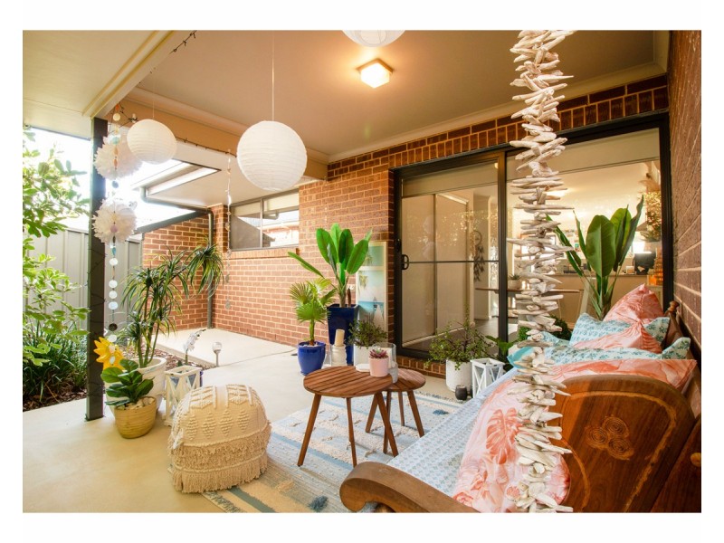 94 & 94a Riverboat Drive, Thurgoona NSW 2640