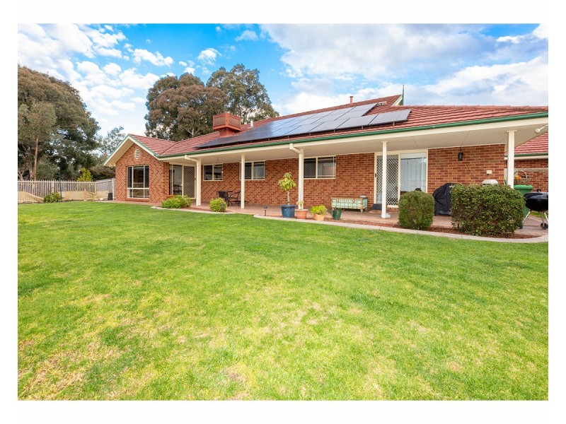 2 Down Court, West Wodonga VIC 3690