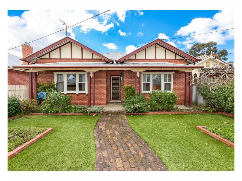 404 Tribune Street, Albury NSW 2640