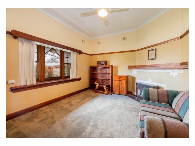 404 Tribune Street, Albury NSW 2640