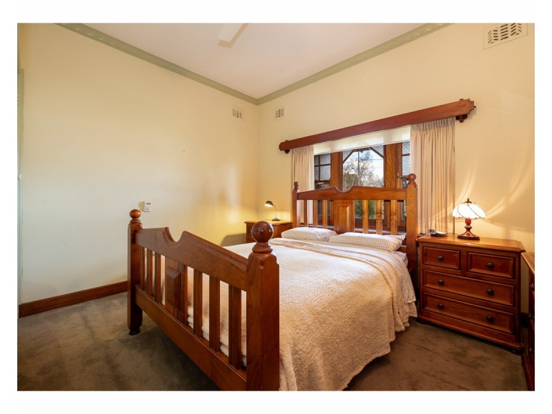 404 Tribune Street, Albury NSW 2640