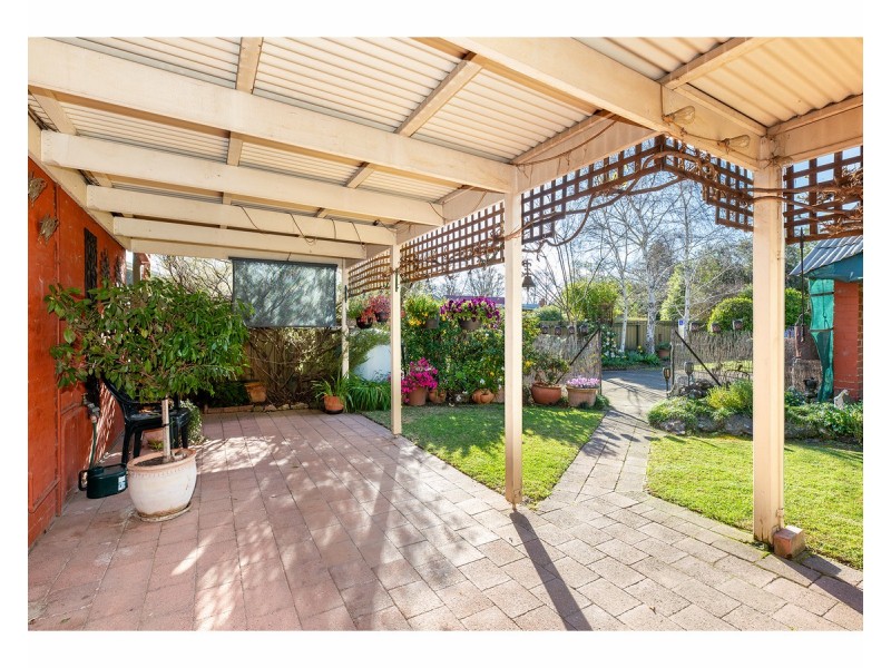 404 Tribune Street, Albury NSW 2640