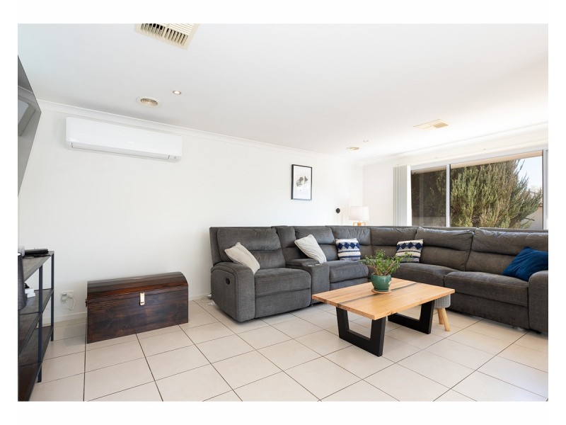 17 Stringybark Court, Thurgoona NSW 2640