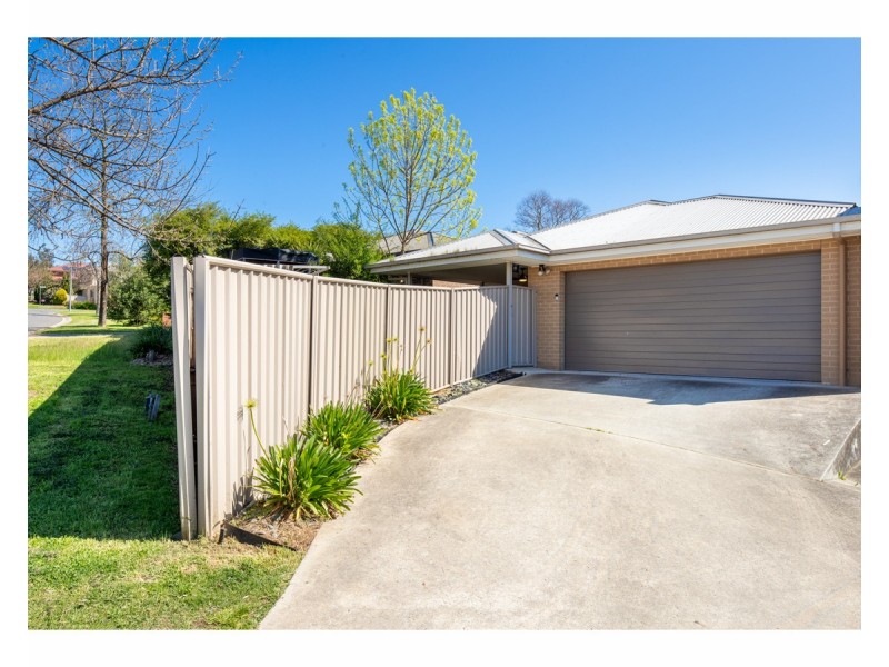 17 Stringybark Court, Thurgoona NSW 2640