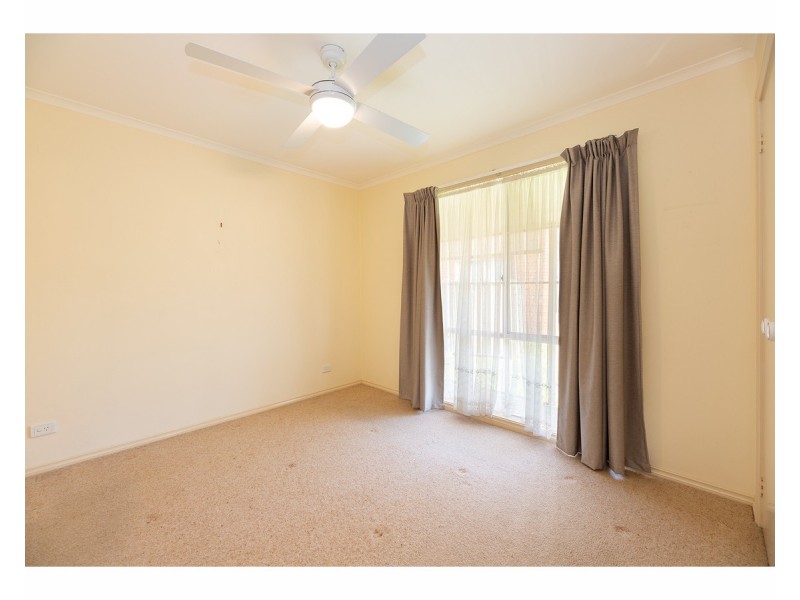 2/14 Graetz Court, Lavington NSW 2641