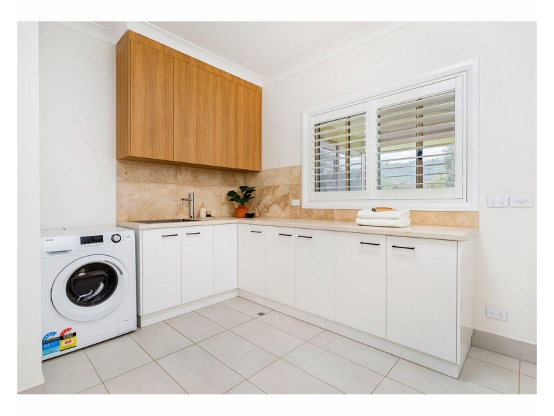 22 Macarthur Street, Lavington NSW 2641