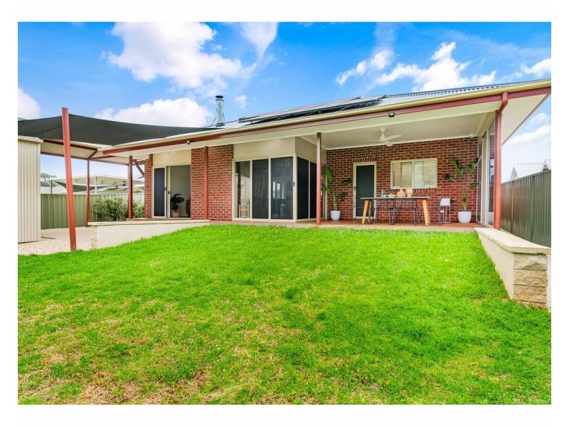 22 Macarthur Street, Lavington NSW 2641
