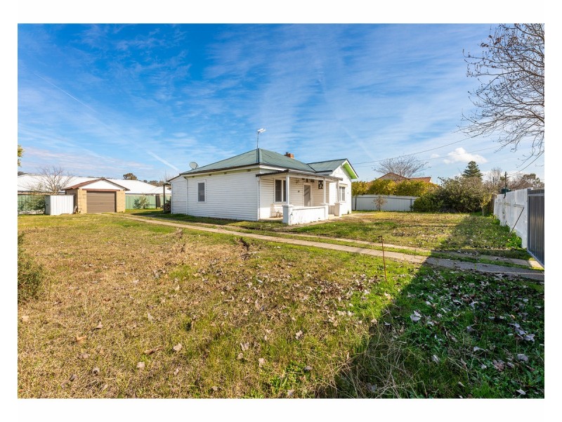 201 Andrews Street, East Albury NSW 2640