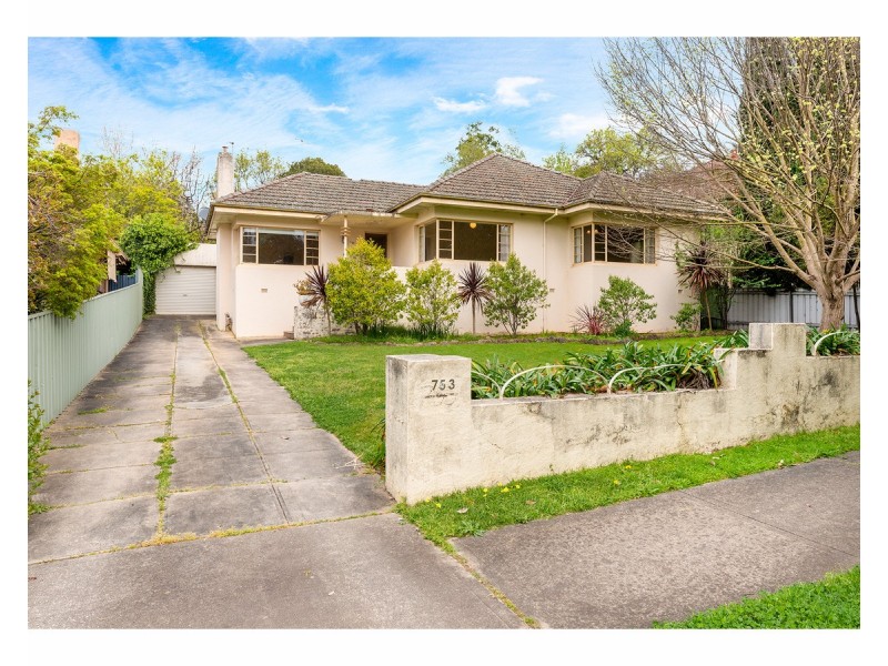 753 Forrest Hill Avenue, Albury NSW 2640