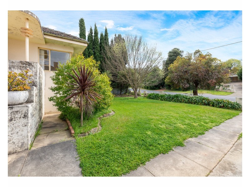 753 Forrest Hill Avenue, Albury NSW 2640