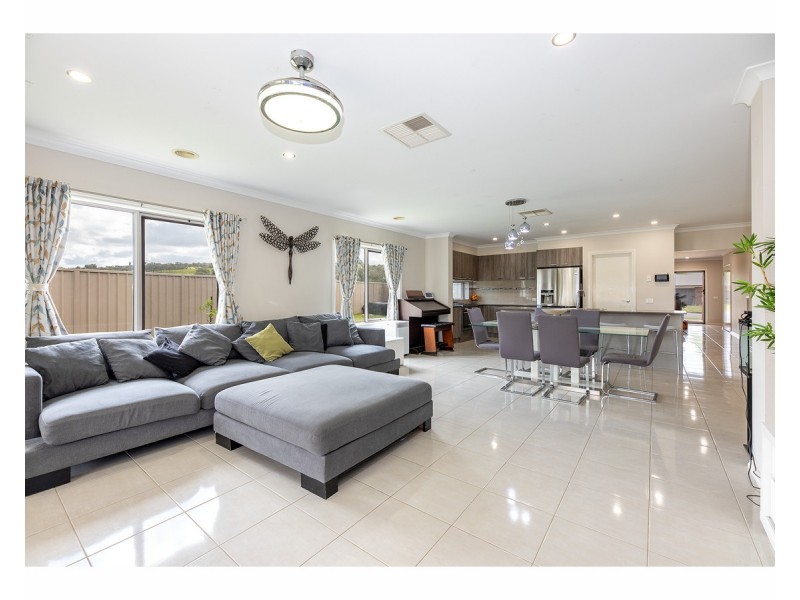 641 Storey Street, Springdale Heights NSW 2641