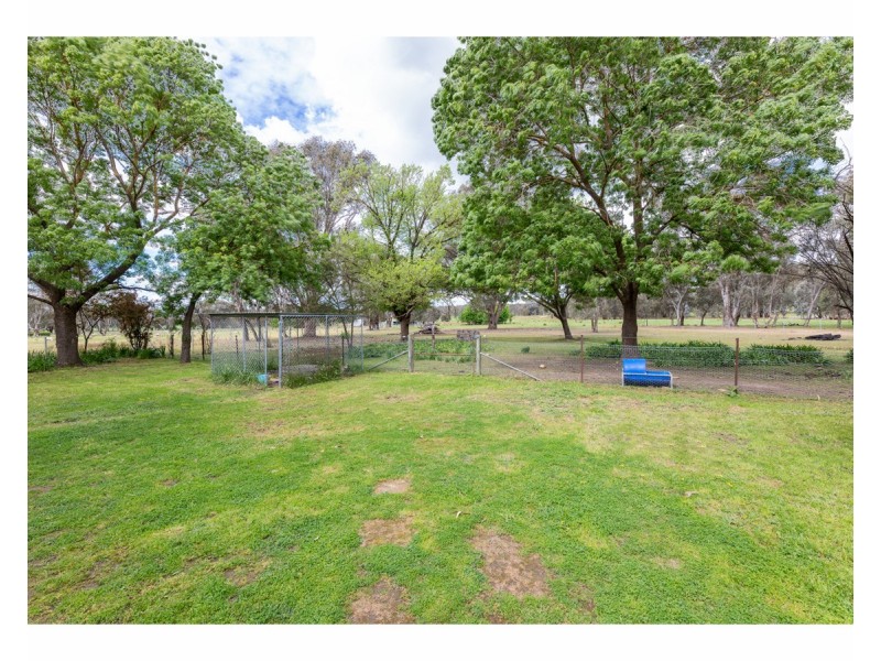 54 Sweetwater Road, Mullengandra NSW 2644