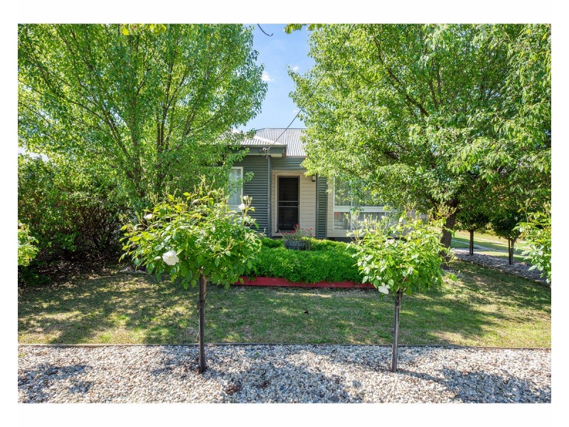 408 Logan Road, North Albury NSW 2640