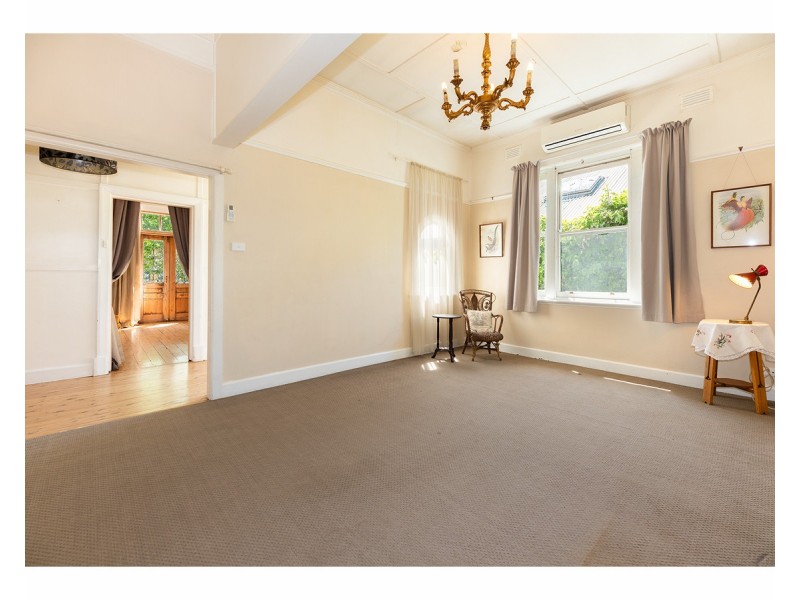 390 Olive Street, South Albury NSW 2640