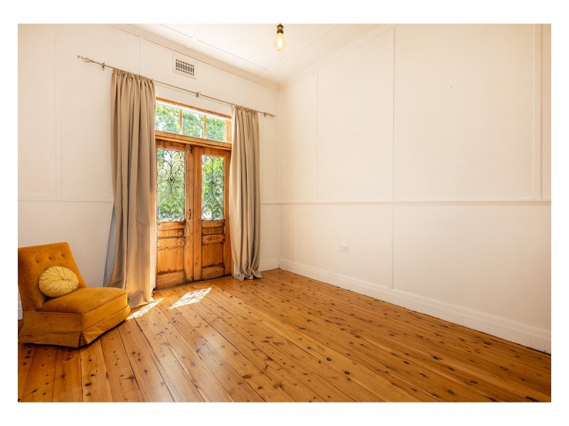 390 Olive Street, South Albury NSW 2640