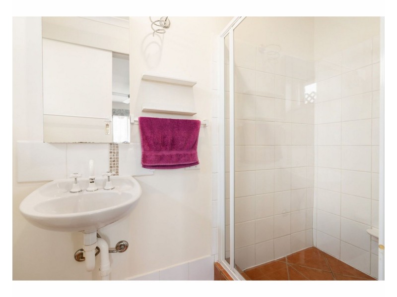 842 Lamport Crescent, West Albury NSW 2640