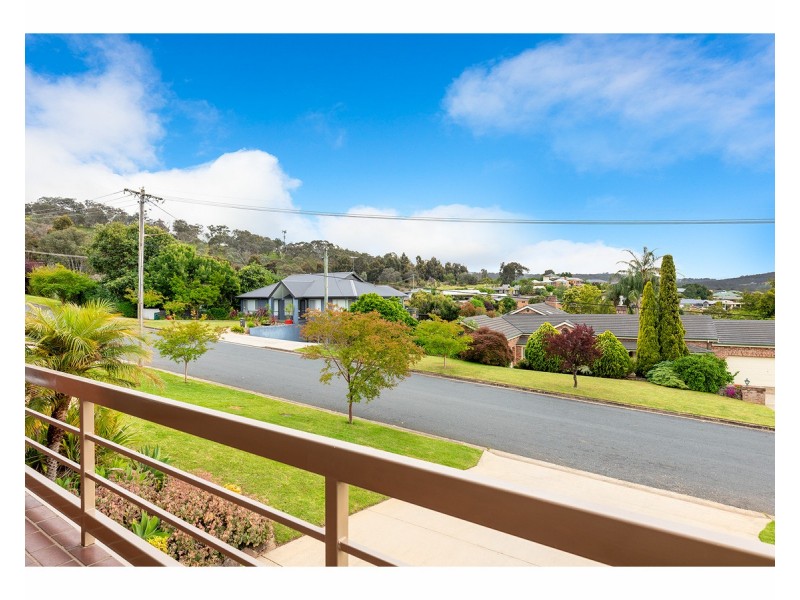 405 Halehaven Crescent, Lavington NSW 2641