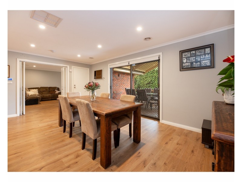 405 Halehaven Crescent, Lavington NSW 2641