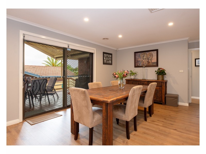 405 Halehaven Crescent, Lavington NSW 2641