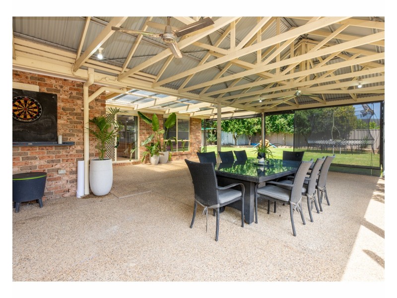 24 Fairbairn Street, Glenroy NSW 2640