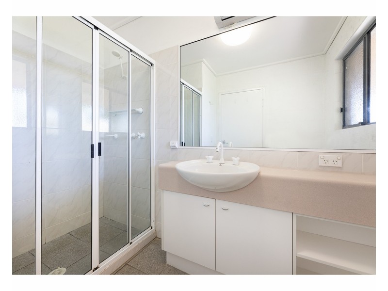 10 Hampton Court, East Albury NSW 2640