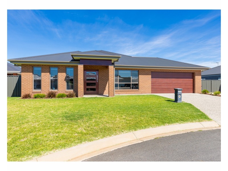 9 Lorikeet Close, Thurgoona NSW 2640