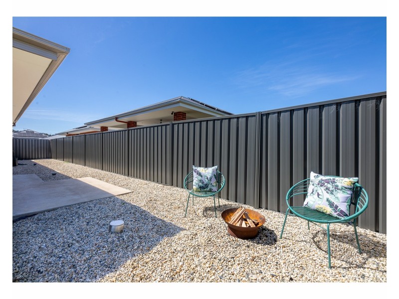 9 Lorikeet Close, Thurgoona NSW 2640