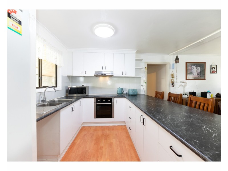 2 Elizabeth Street, Culcairn NSW 2660