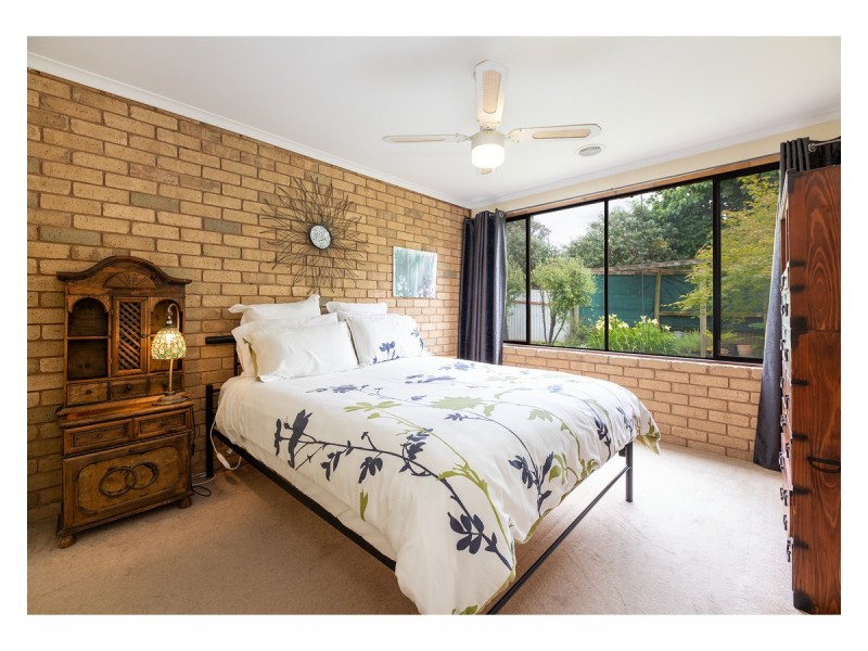 18 Cook Place, West Wodonga VIC 3690