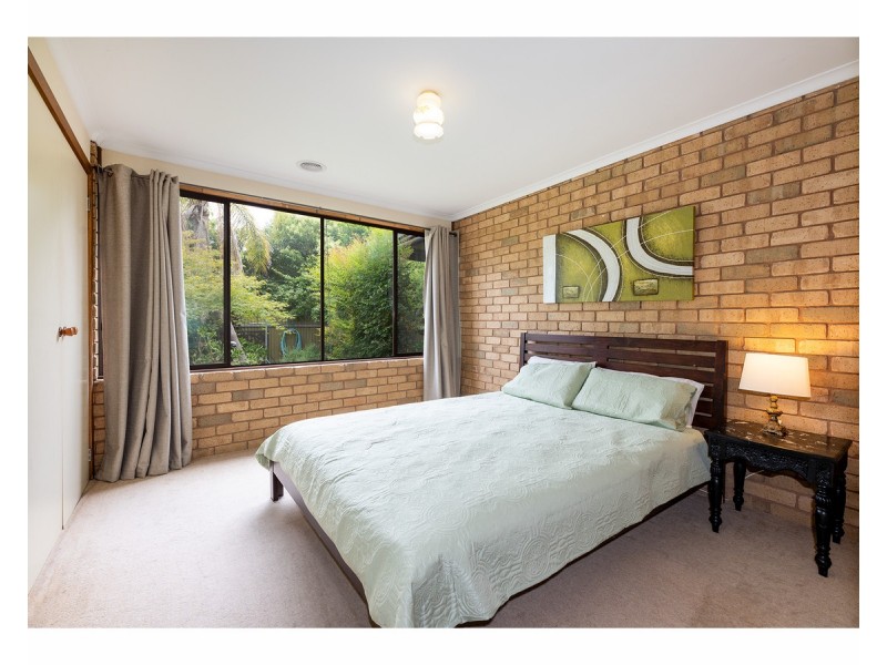 18 Cook Place, West Wodonga VIC 3690