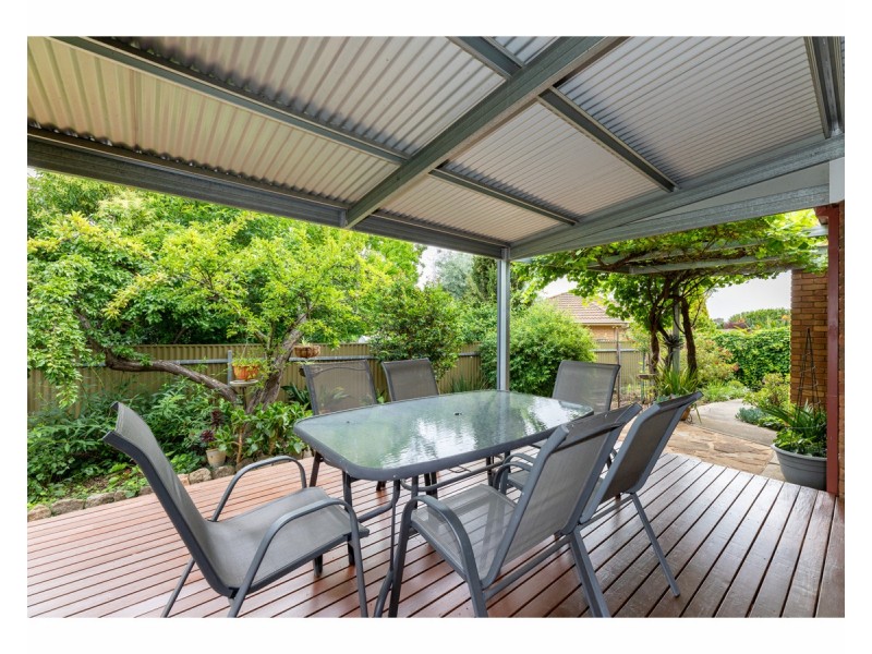 18 Cook Place, West Wodonga VIC 3690