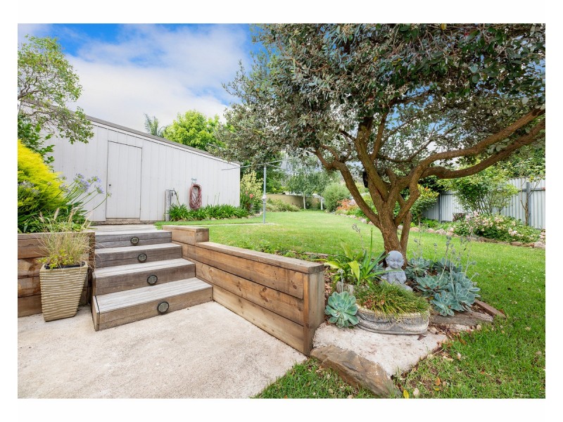 18 Cook Place, West Wodonga VIC 3690