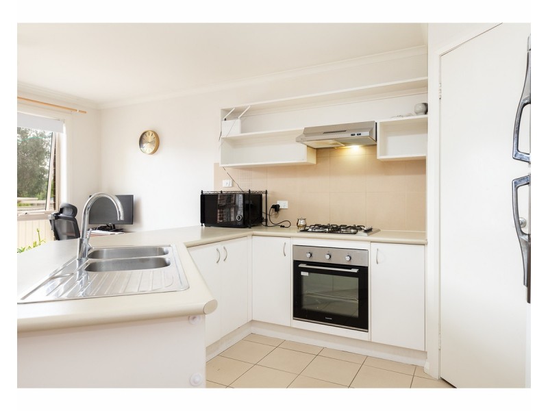 2/24 Tallowwood Street, Thurgoona NSW 2640