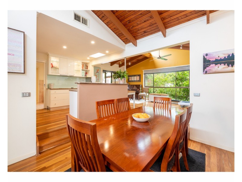 51 Western View Drive, West Albury NSW 2640