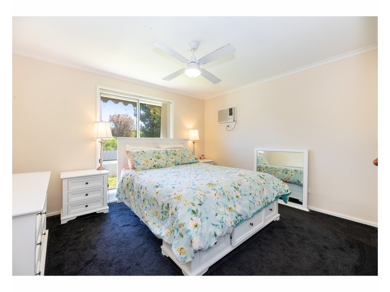 2/482 Heriot Street, Lavington NSW 2641