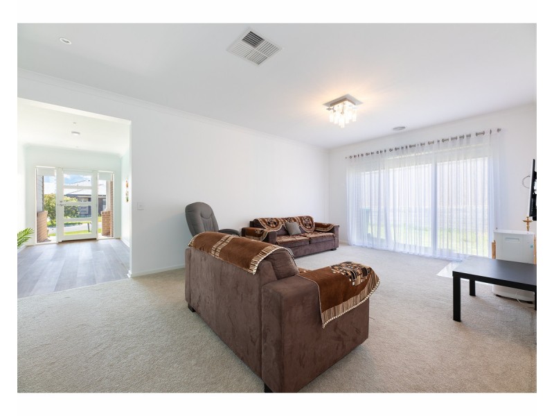 24 Lowerson Way, Wodonga VIC 3690