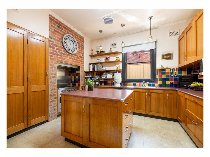 330 Donovan Street, East Albury NSW 2640