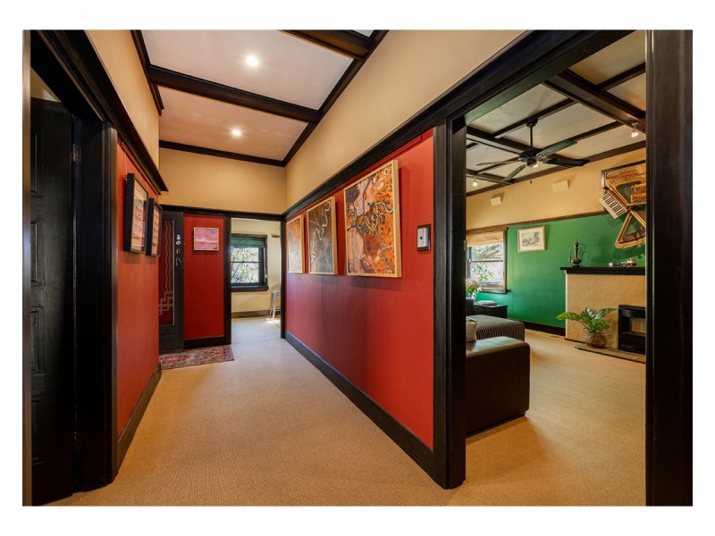 330 Donovan Street, East Albury NSW 2640