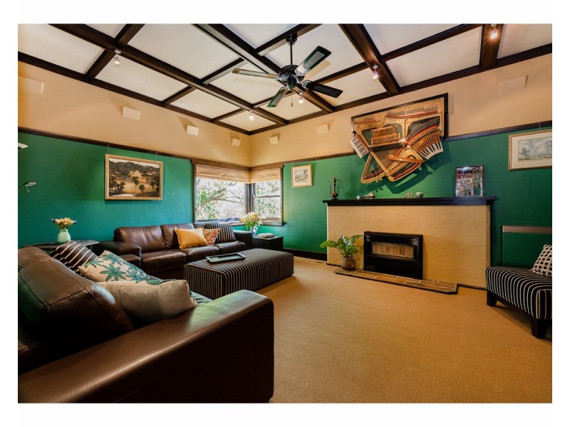 330 Donovan Street, East Albury NSW 2640