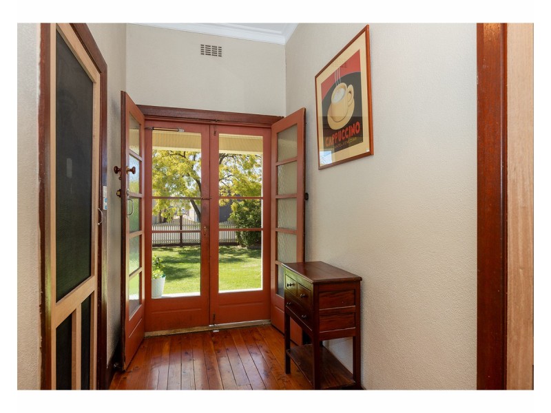 447 Atkins Street, South Albury NSW 2640