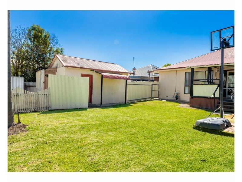 447 Atkins Street, South Albury NSW 2640