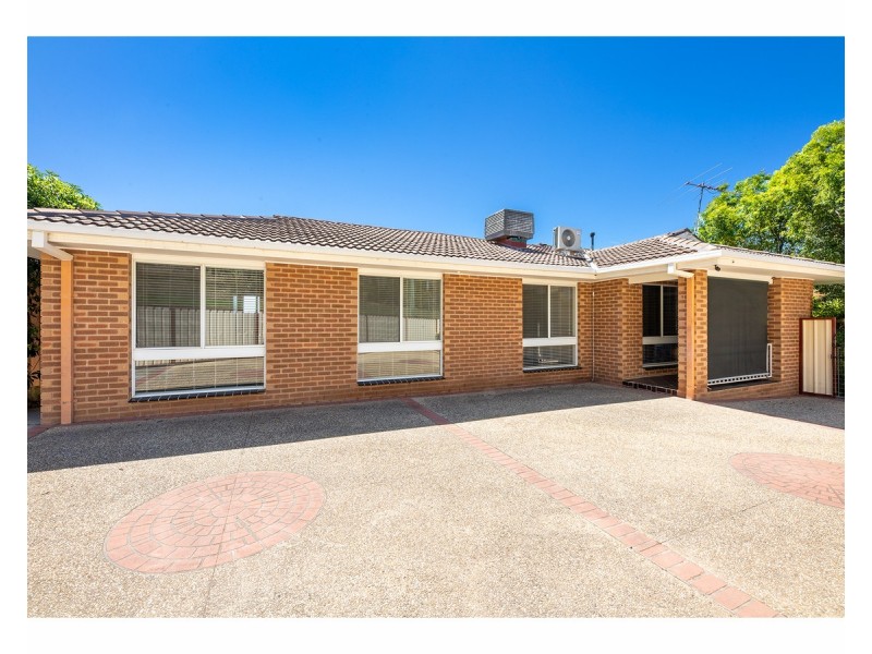 3 Michelle Avenue, Lavington NSW 2641