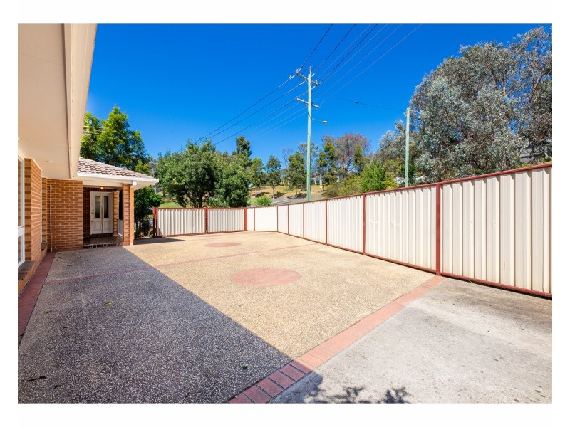 3 Michelle Avenue, Lavington NSW 2641
