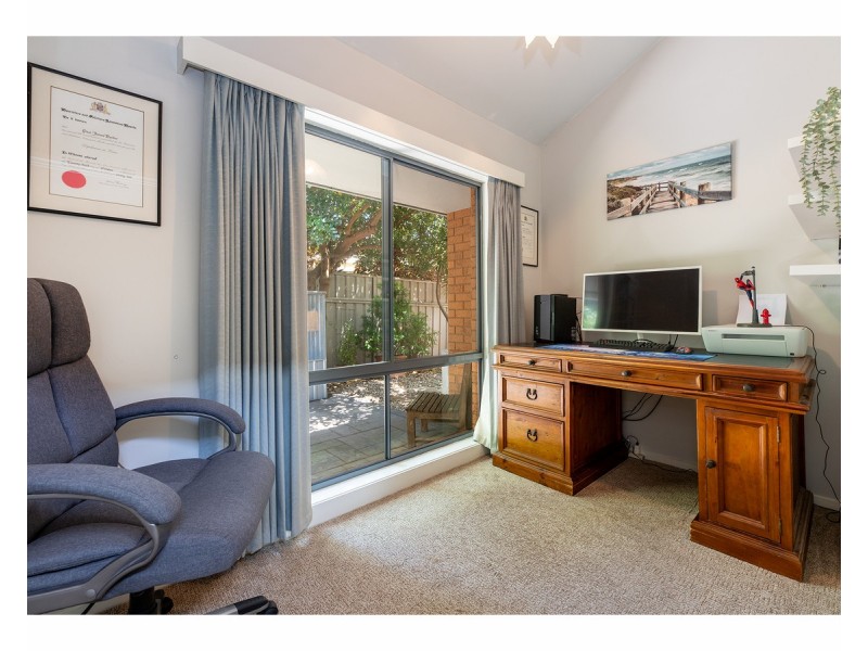 1 Kingsley Court, West Albury NSW 2640