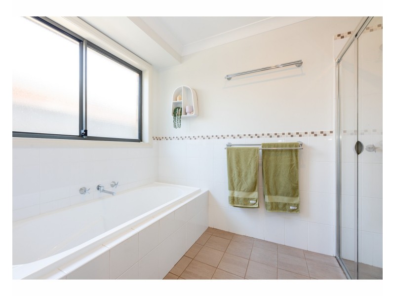 17 Redbox Drive, Thurgoona NSW 2640