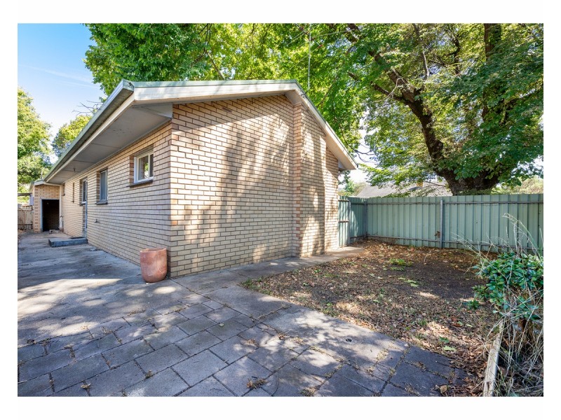 2/540 Thurgoona Street, Albury NSW 2640